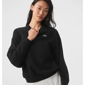 ALO Yoga Black Sweatshirt